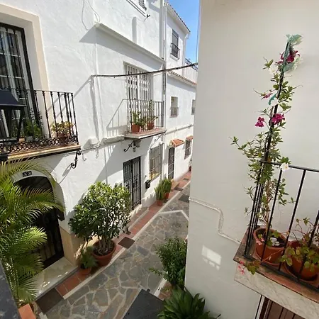 Idyllic Townhouse In Marbella Old Town Villa Exterior photo